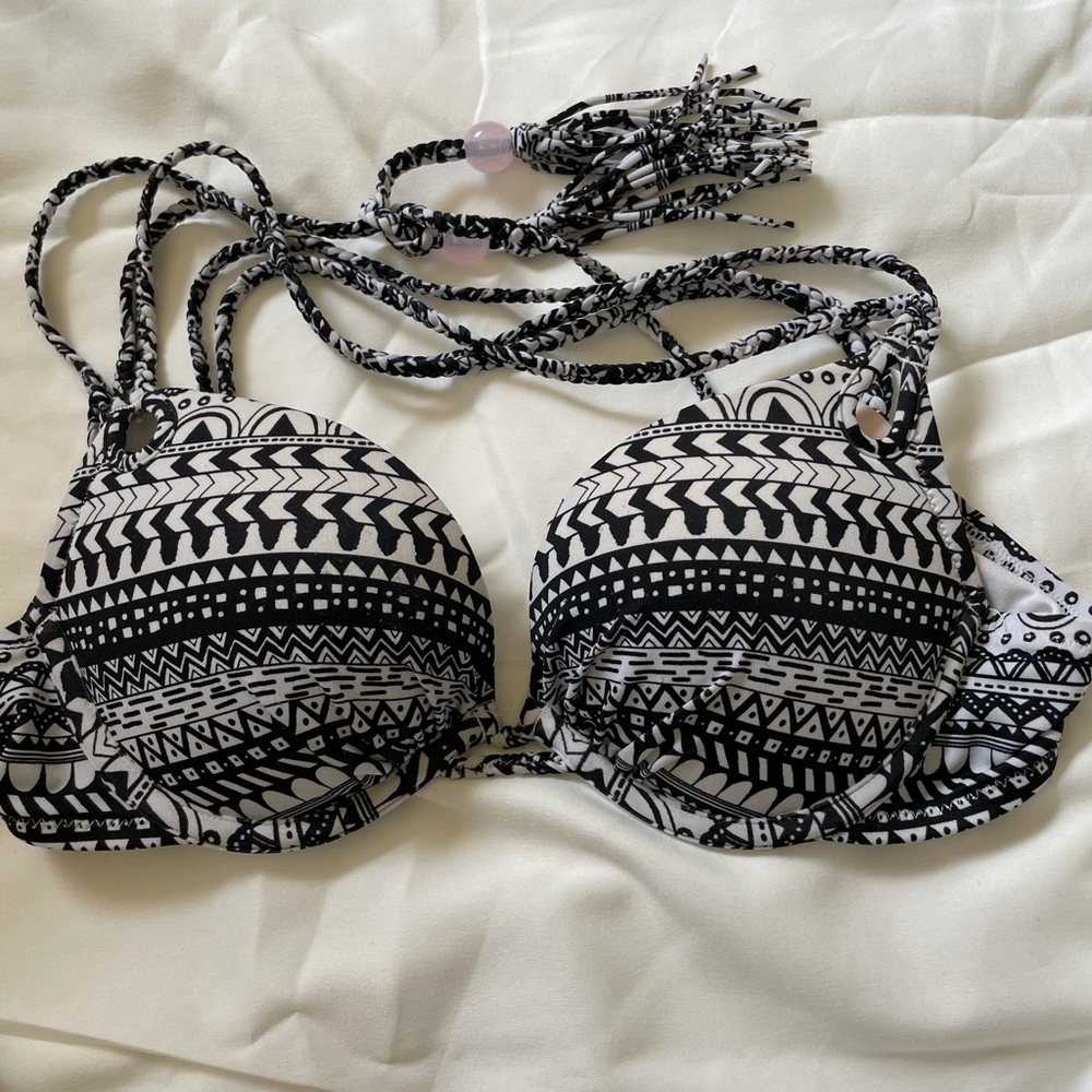 Bikini top